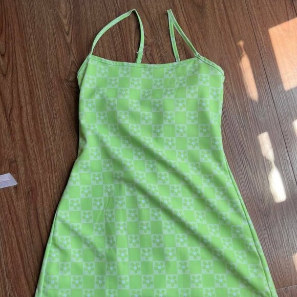 Dresses & Skirts - Green Mini Dress